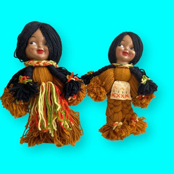 Yarn Dolls Native American, Braided Black Hair, Multicolor Clothes 15” Vtg - Picture 8 of 11